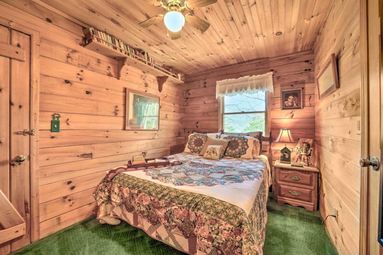 Franklin Cabin With Porch Near Hiking And Waterfalls! المظهر الخارجي الصورة